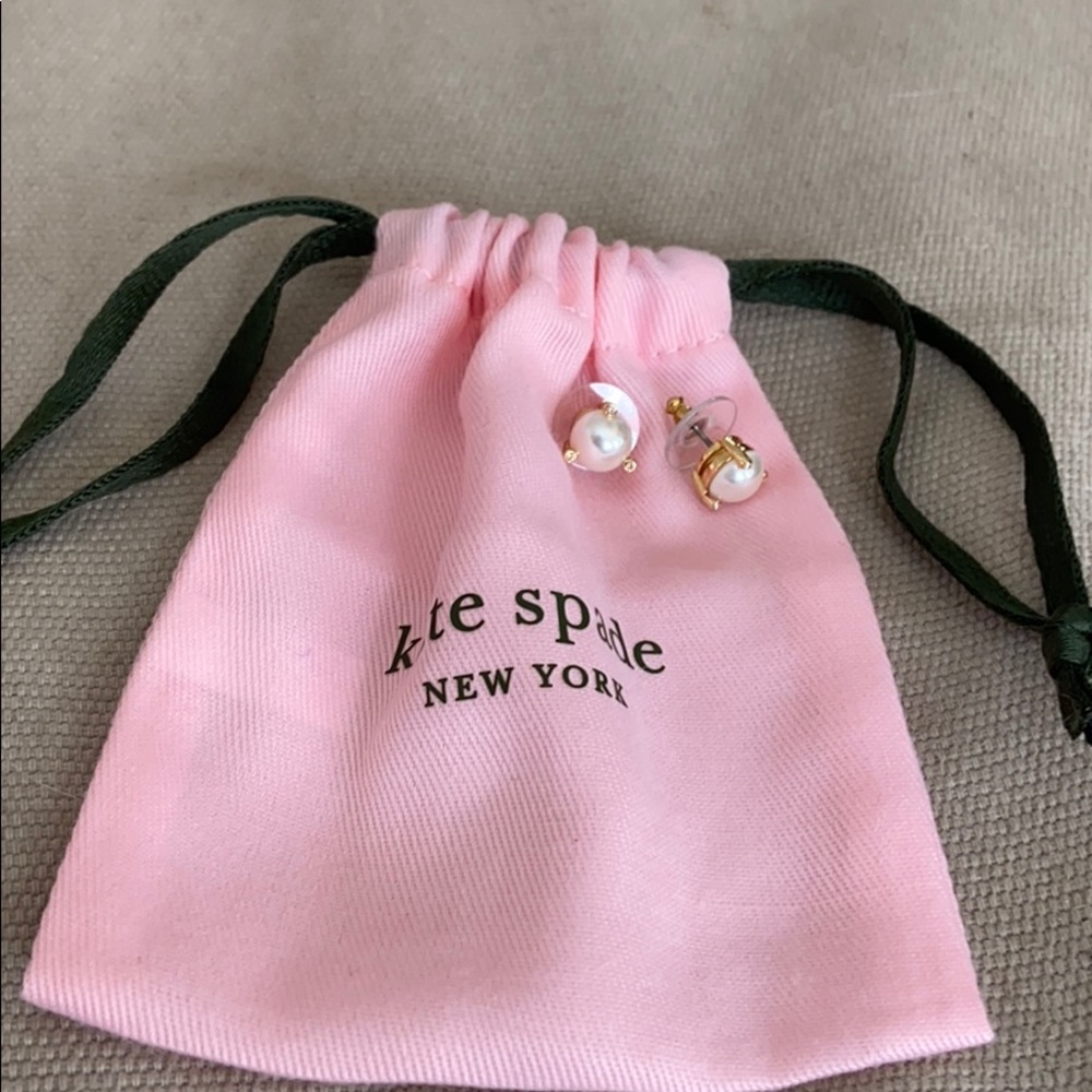 One pair of Kate Spade pearl earrings